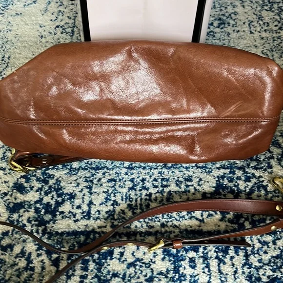 ✂️PRICE CUT COACH PURSE - Picture 7 of 9